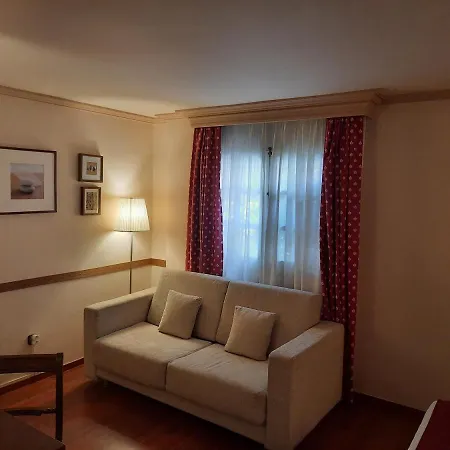 Edelweiss Hotel 3*