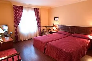Edelweiss Hotel