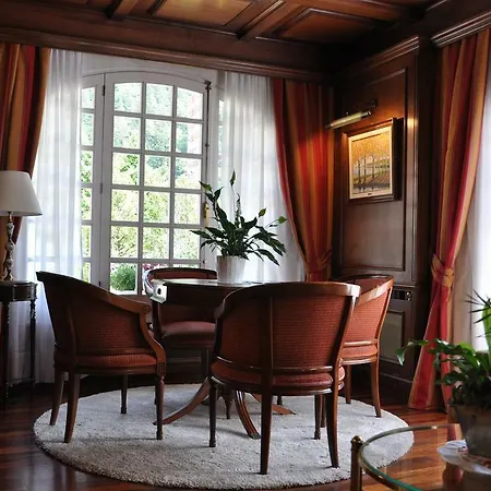 Edelweiss Hotel 3*